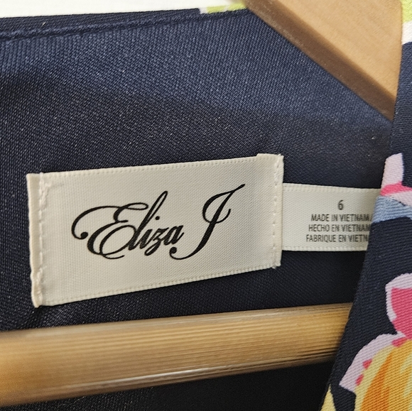 Eliza J Floral Print Dress - Picture 2 of 5